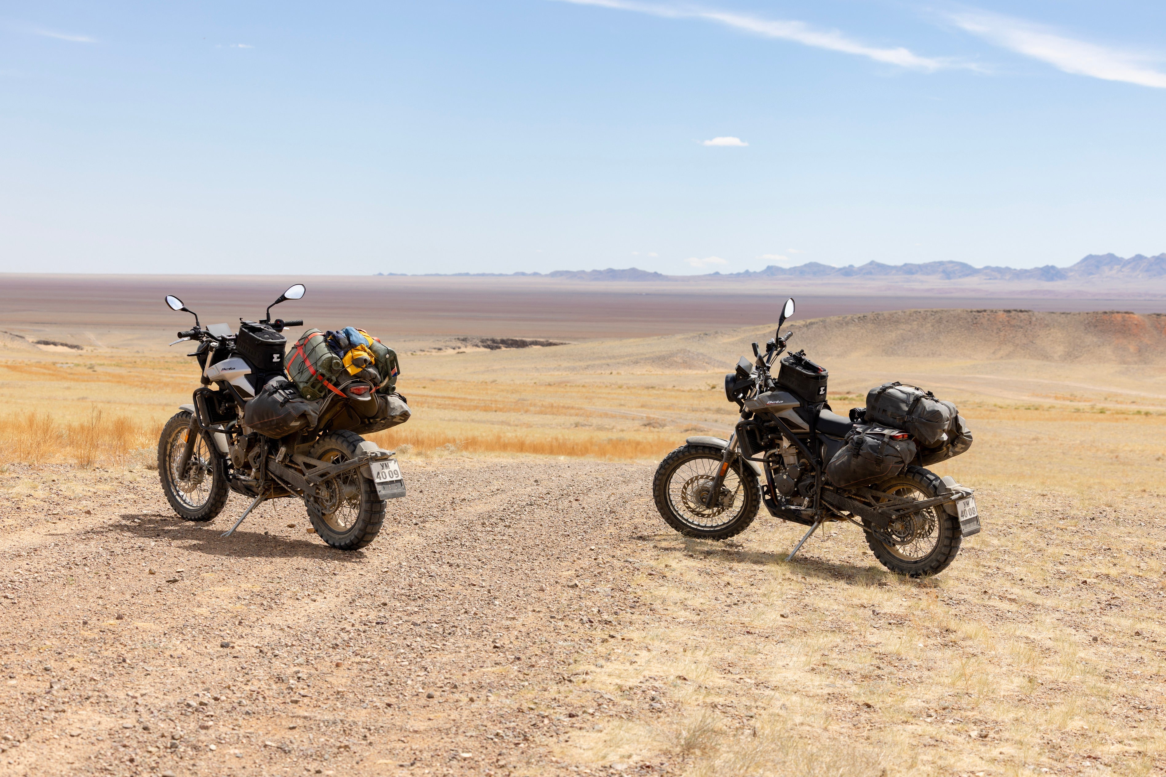 riding Mongolia